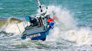 📛VIDÉO DE DINGUE DES MARINS DE CAPBRETON DANS UN OCÉAN DÉCHAÎNÉ 🌊😨Alexrolland [upl. by Stubstad]