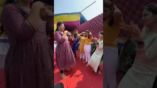 Chunari tari sarka rahe Gulabi sararawedding haldishootashirbadstudio hindufestival sadi song [upl. by Sion856]