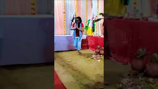 Hawa jhuru jhuru lage la dancequeendiv dance khesarilalyadavbhojpurinewvideo [upl. by Templa419]