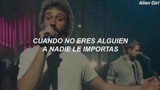 AJR  Ordinaryish People feat Blue Man Group  Sub Español video oficial [upl. by Tipton]