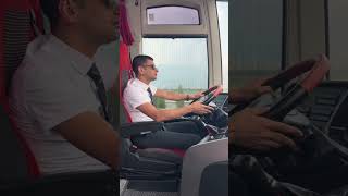 Gülüşü güzel olan ne yapar 🤔 bus keşfet önderkartal sürkaptan [upl. by Okajima]