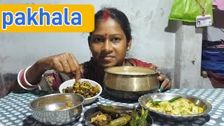 Pakhala eating  Kakudi salat in odia  kalara aloo bhaja  baigan bhendi masala  saru khata [upl. by Rebmyt115]