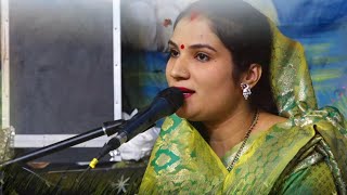 गुरु मां ने गाया मधुर भजन । कन्हैया मुझे अपना बना लो ना । New Year Bhajan By GuruMaa [upl. by Ikram765]