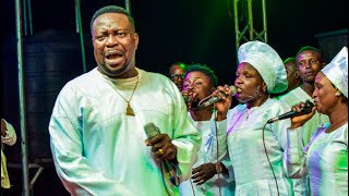 The baba Ara sing alikeKing Segun Ajidara on high praise CCC SBJ CathedralMosan 2024 Praise Night [upl. by Bogart]