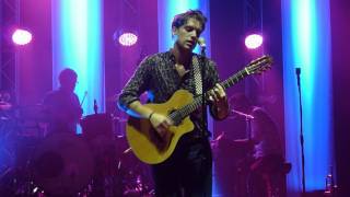 Paolo Nutini LIVE quotOver and Overquot cover by Hot Chip [upl. by Lauree477]