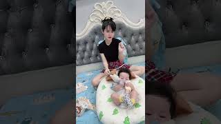 Zino Mê Đồ Chơi Giành Labubu Với Mẹ Vê veve vevechannel zino [upl. by Bocyaj260]