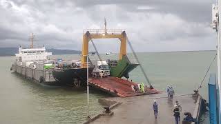 STARLITE VENUS DOCKING MANEUVER AT CATICLAN PORT  PANAY ISLAND [upl. by Anelhtak]