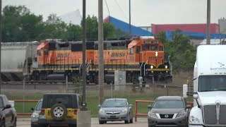 Railfanning Claremore Oklahoma City and Tulsa OK 4272823 feat BNSF Geeps and more [upl. by Koral]