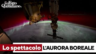 L’aurora boreale vista dallo spazio le spettacolari immagini girate dallastronauta della Nasa [upl. by Edee]