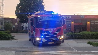 prio 1 Brandweer Hillegom met spoed naar een Brand gebouw in Bennebroek [upl. by Albie]