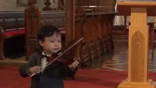 Joshua Tan aged 3 performing violin at his first soloists concert [upl. by Beaulieu]