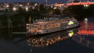 General Jackson Showboat glides down Cumberland River on beautiful night [upl. by Boleslaw]