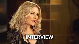 Riverdale The CW Mädchen Amick Interview HD [upl. by Neirod480]