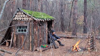 A man builds a log cabin in the forest Shelter made of logs Part 4 [upl. by Nosecyrb513]