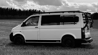 Autarker Campervan mit Offroad Optik auf Basis eines VW T51 [upl. by Irrep327]