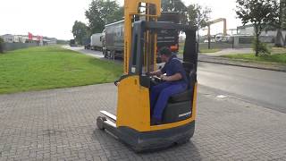 EL4817  1400kg used Jungheinrich ETV214 reach truck from 2009 [upl. by Akemor]