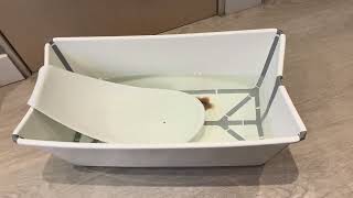 Stokke Newborn Inlay for Bath  Review [upl. by Aihtela49]