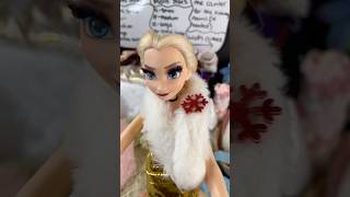 Anna amp Elsa Go Fall Shopping Pt20 🍂🧥Frozen Toys  Playing With Dolls  Disney Princess  ily [upl. by Oinotnaocram941]