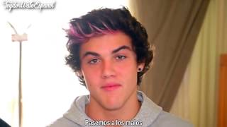 Reading Our Old Tweets Subtitulado en Español Dolan TwinsEthanampGrayson [upl. by Jorrie992]