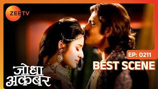 Jodha Akbar हुए एक दूजे के प्यार में गुम  Jodha Akbar  Best Moments  Zee TV [upl. by Ainel]