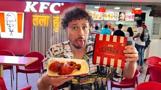 ¿Cómo cambia la comida rápida americana en INDIA  ¡Todo pica 🍔🔥 [upl. by Avuha755]