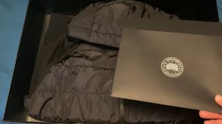 Canada Goose Hybridge Coat  4K Unboxing [upl. by Sutelc]