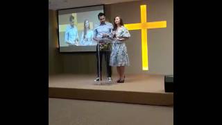 KKR Yang Di ikuti Asmirandah dan Jonas Rivano di gereja [upl. by Yllehs42]