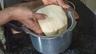 കുഴച്ച മാവ് പ്രഷർ കുക്കറിൽ ഇടൂ BreakfastDinner breadBread recipeBreakfast breadEasy bread [upl. by Urquhart]