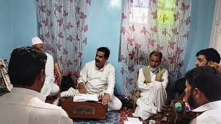 CHUS KARAAN BAE LAL ZAERI BAQARARI CHAM DILUS SINGER FAROOQ AHMED GANAI [upl. by Walford]