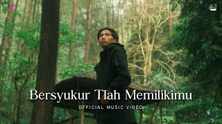 Alie  Bersyukur Tlah Memilikimu Official Music Video [upl. by Aihsenet]