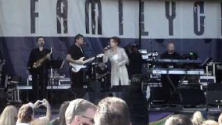 Sheena Easton at Family Gras 2009 in Metairie Louisiana  The Lover In Me [upl. by Gnahk]