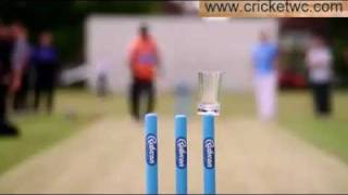 Muttiah Muralitharan vs Graham Swann Coin hitting Challenge MUST SEE [upl. by Anomas]