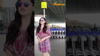 Spotted Zareen Khan Flying From Mumbai YourFilmiScope FameFocus CelebOnTheGo StarMoments [upl. by Vinita]