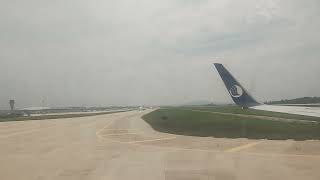 Takeoff from Yantai to Beijing 10aug2024 [upl. by Kinnon]