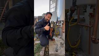 Using the The Vevor pro press to get the job Done Vevor Propress Plumbing Tankless Noleaks [upl. by Agna]