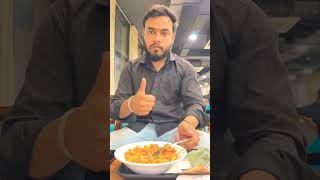 Coffeea  yahi fir street wale macaronic 🤩 foodie foodshorts foodblogger foodreview subscribe [upl. by Atinrahs]