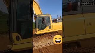 Máy xúc Komatsu 450 hoa hậu CTY hotshorts bintomvlogs [upl. by Larry481]