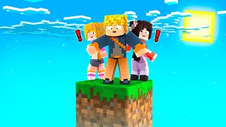 3 PESSOAS SOBREVIVENDO EM APENAS 1 BLOCO NO MINECRAFT [upl. by Jobina]