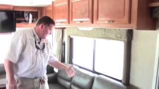 Preowned 2005 Fleetwood Flair 31A Class A Gas Motorhome  Holiday World of Houston in Katy Texas [upl. by Oterol]