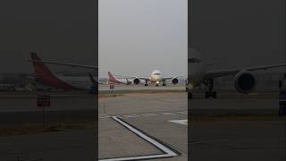 Ek runway par do plane😱✈️aviation ytshorts 🫡facts travel boeing shortsaerospaceengineering✈️ [upl. by Inihor]