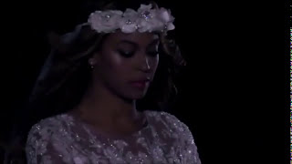 Beyonce  Resentment Traduction FR  Live Paris On the run [upl. by Eisdnil]