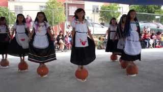 Baile las ollitas de Michoacán [upl. by Luapnaes]