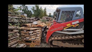 Giant Oregon White Oak on our WoodMizer LX250 Sawmill [upl. by Boykins]