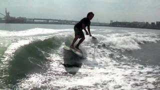 びっくり！岸和田でポロロッカ？ Wake SUP Surfing at Osaka Kishiwada [upl. by Vaclava]