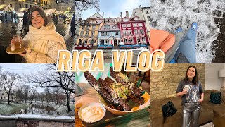 3 DAYS IN RIGA LATVIA  Christmas market exploring the city amp new years fireworks  Chloe Ellis [upl. by Davenport]