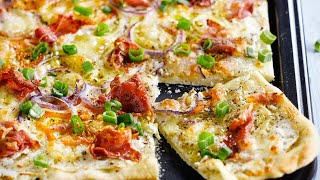 Recette  Pizza blanche jambon cru ricotta [upl. by Allsun]