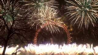 London UK  New Year Fireworks 2014 Full Video HD [upl. by Vtarj]