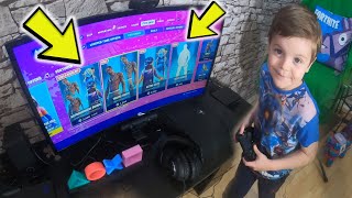 TRUMAnn Giving His 6 Year Old Kid TRAVIS SCOTT Bundle Unlocking ALL Travis Scott Fortnite items [upl. by Eanad227]