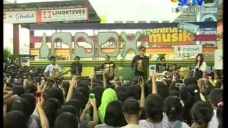 Dadali quotDisaat Aku Mencintaimuquotlive performed di Inbox 1206Courtesy SCTV [upl. by Egnalos]