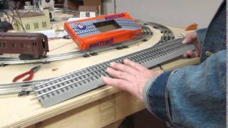 Wiring Lionel Trains Automatic Gateman with the Fast Track Accessory Activation Track [upl. by Ardis]